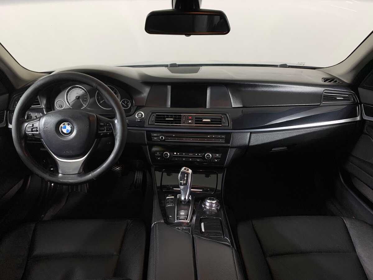 Купить BMW 5 серии 528i, 2012, 280 700 км, фото №13