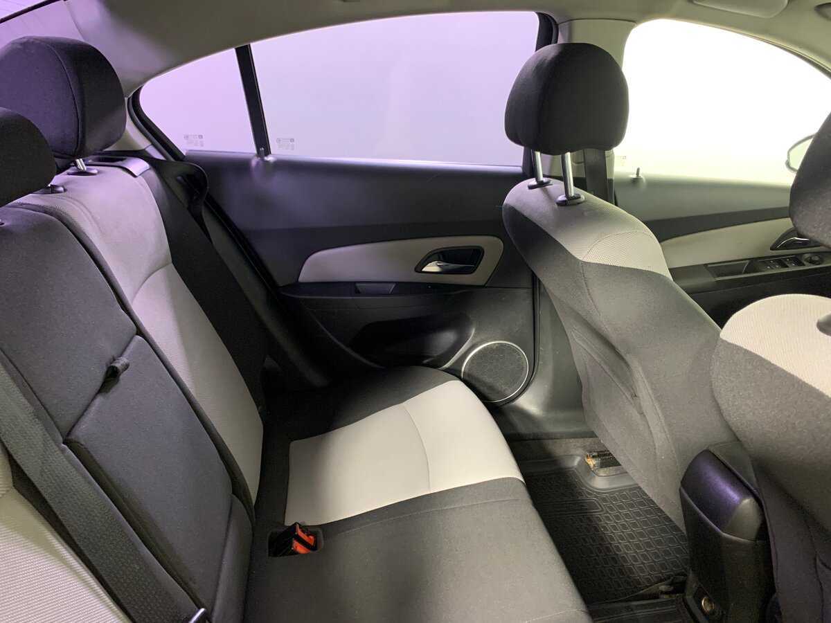 Купить Chevrolet Cruze, 2013, 210 000 км, фото №16