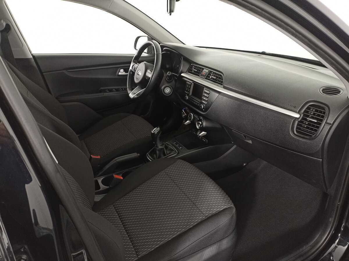 Купить Kia Rio X-Line, 2018, 123 910 км, фото №9