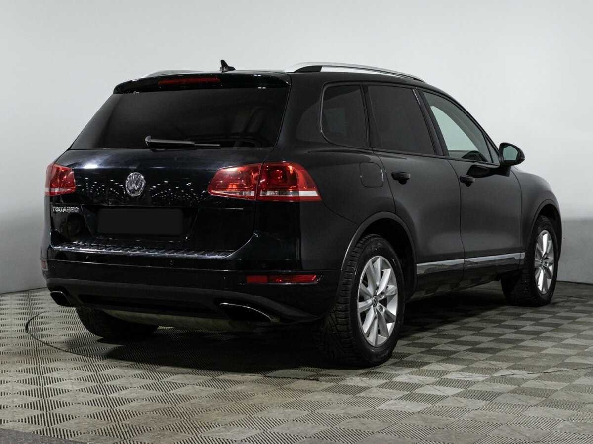 Купить Volkswagen Touareg, 2012, 329 160 км, фото №4