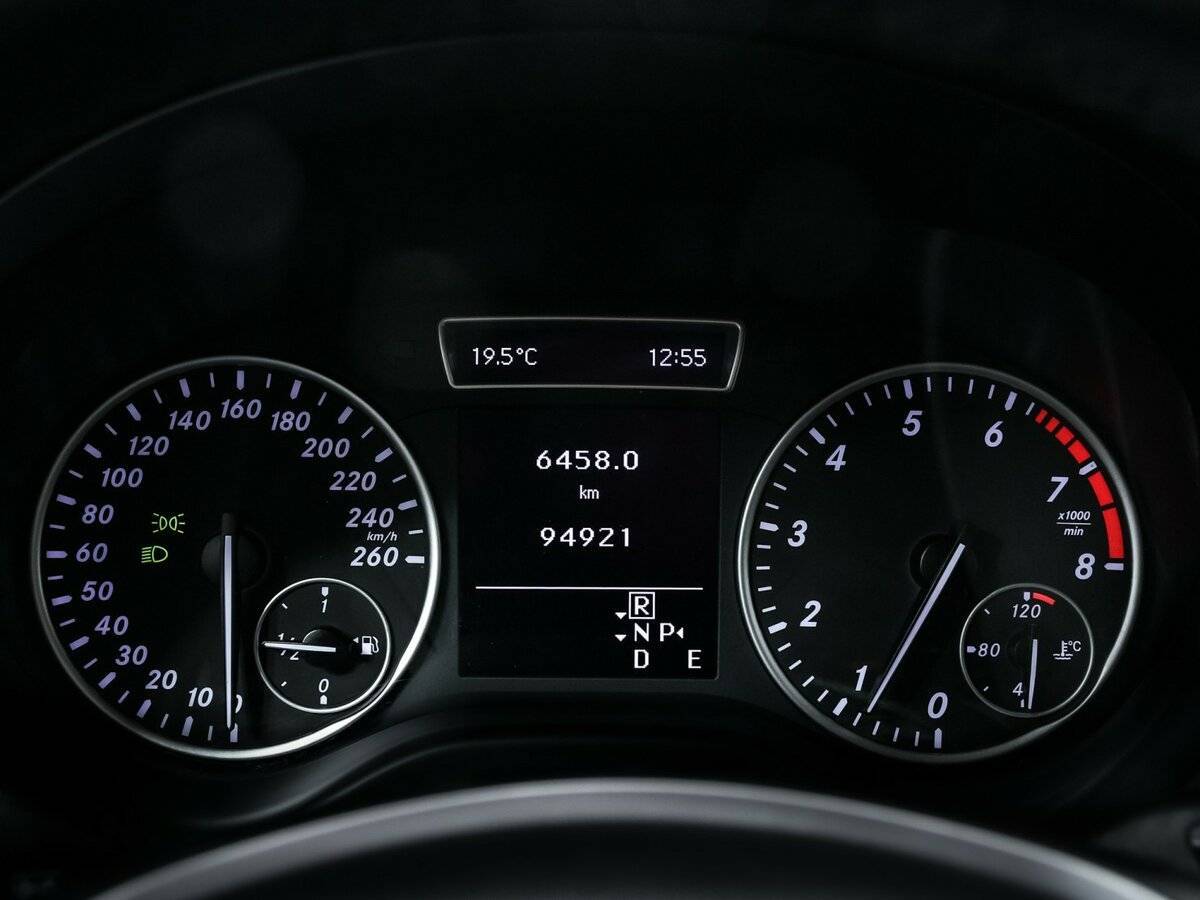 Купить Mercedes-Benz A-Класс 180, 2013, 94 991 км, фото №9