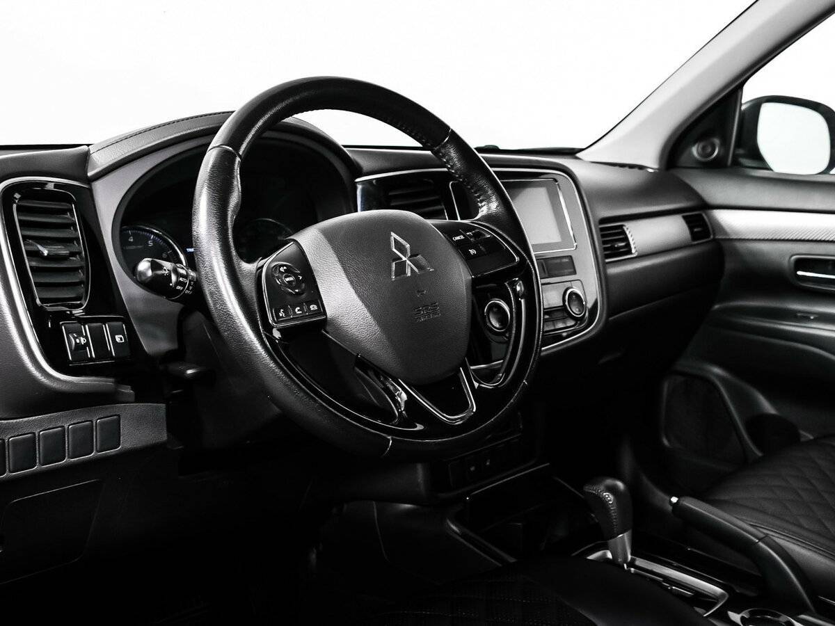 Купить Mitsubishi Outlander, 2018, 166 948 км, фото №12