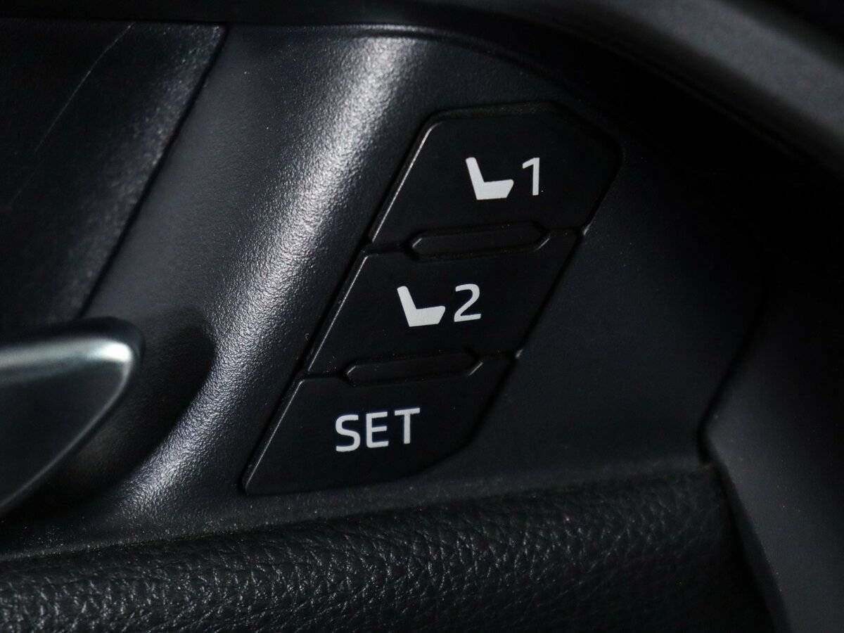 Купить Toyota RAV4, 2020, 60 000 км, фото №16