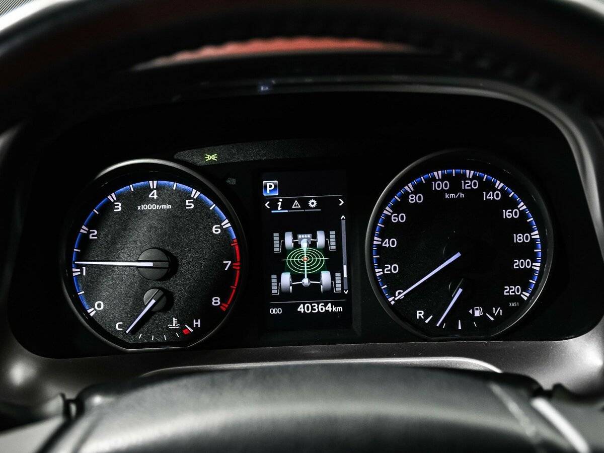 Купить Toyota RAV4, 2019, 40 636 км, фото №10