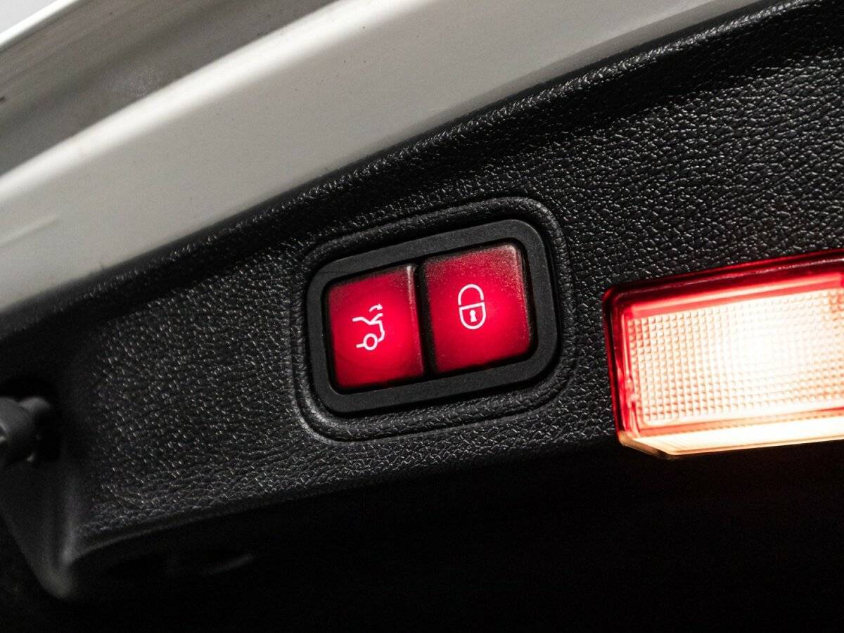 Купить Mercedes-Benz C-Класс 180, 2016, 100 259 км, фото №16