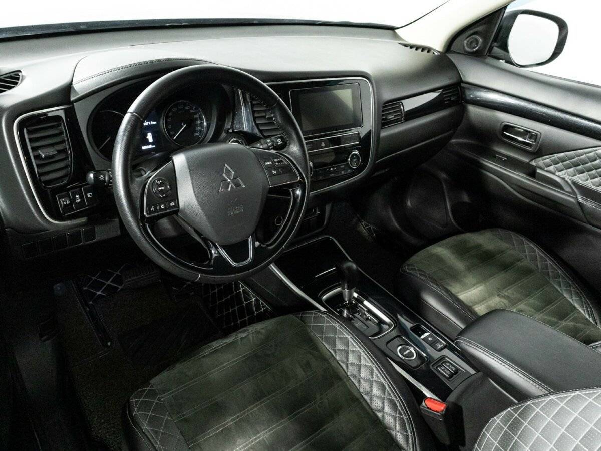 Купить Mitsubishi Outlander, 2019, 72 367 км, фото №11