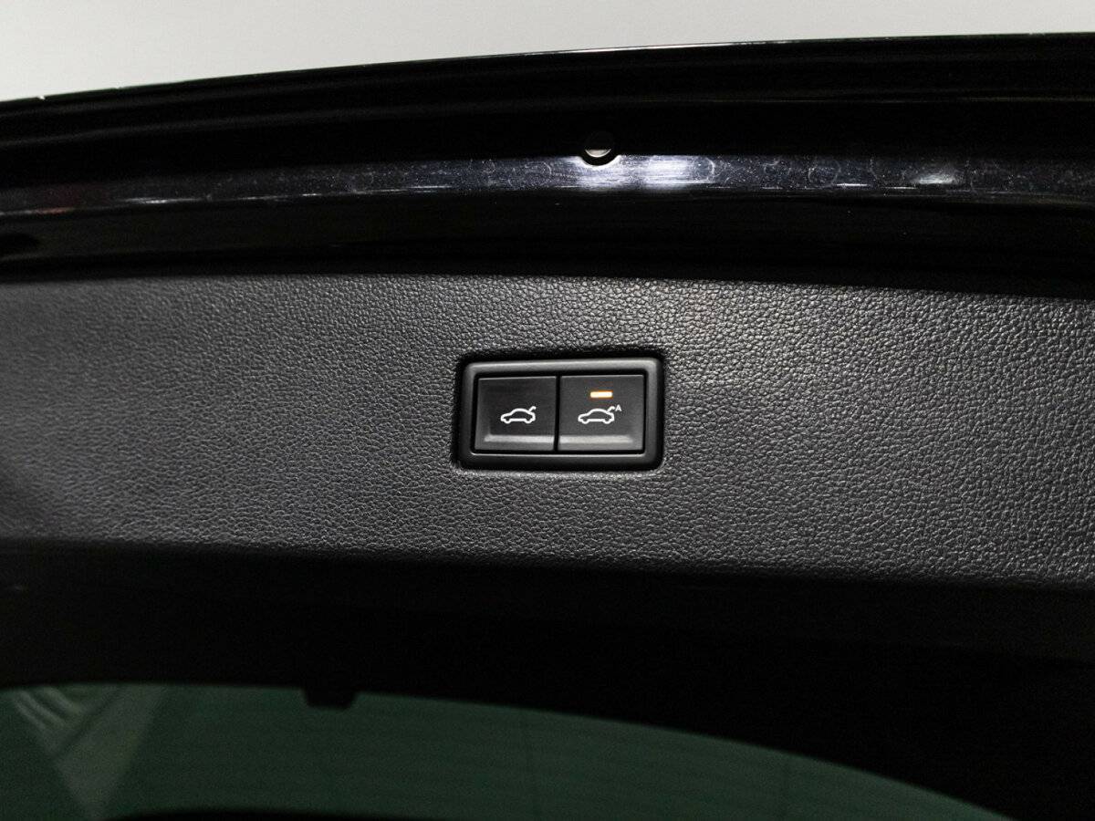 Купить Volkswagen Tiguan, 2018, 98 909 км, фото №16