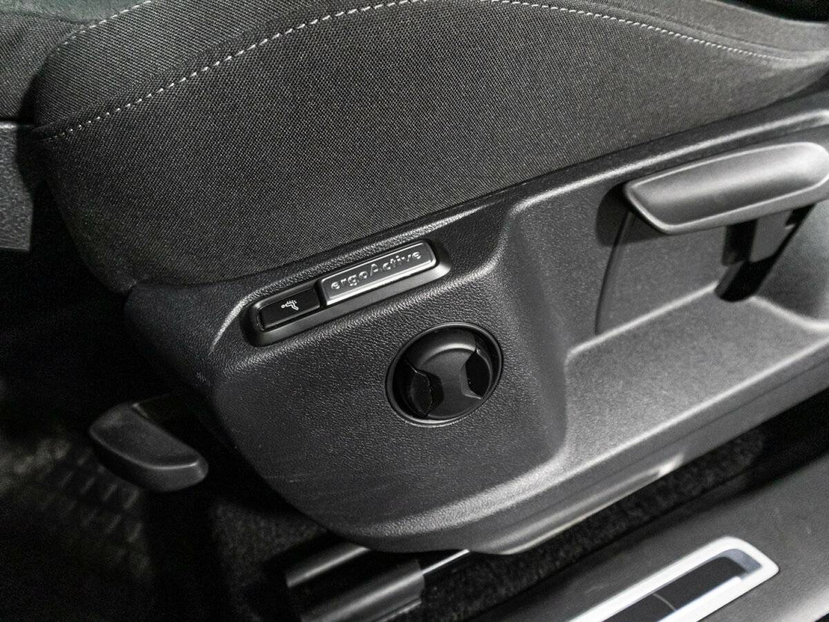 Купить Volkswagen Tiguan, 2018, 98 909 км, фото №18