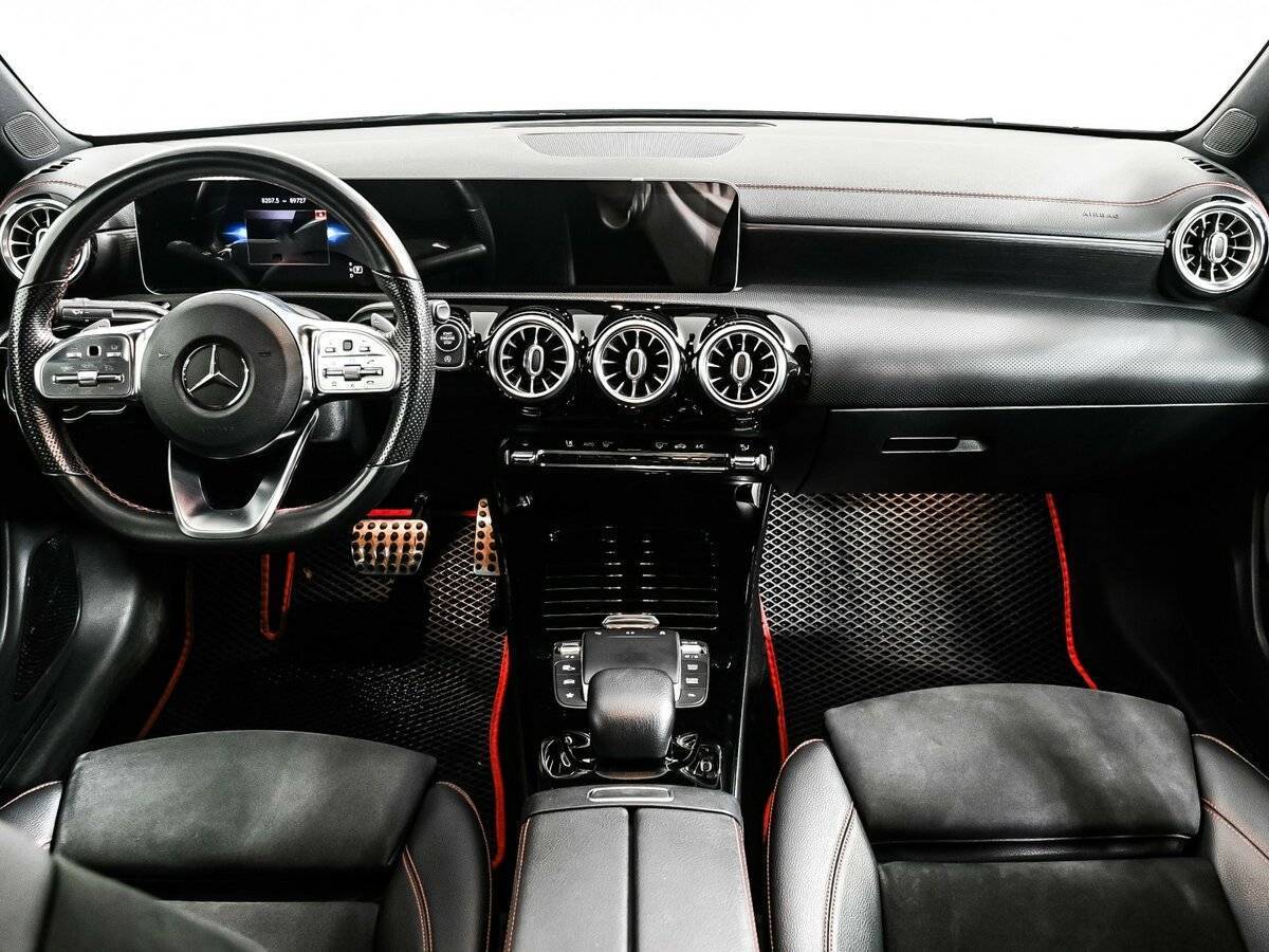 Купить Mercedes-Benz CLA 180, 2019, 89 726 км, фото №11