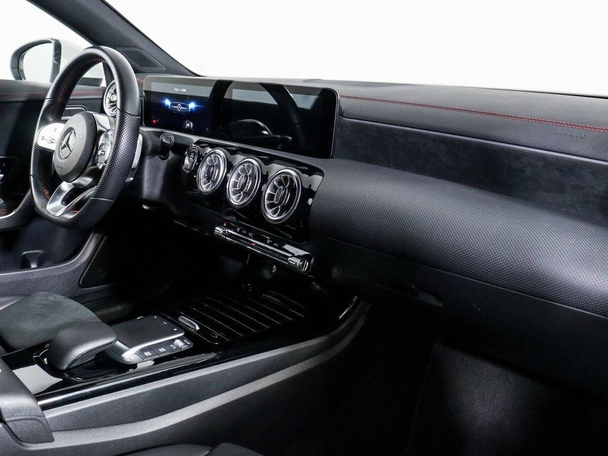 Купить Mercedes-Benz CLA 200, 2021, 75 000 км, фото №5