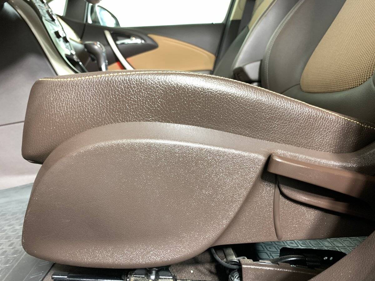 Купить Opel Astra, 2013, 98 007 км, фото №15