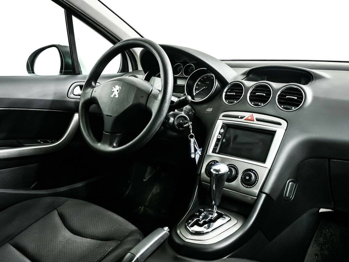 Купить Peugeot 408, 2012, 146 000 км, фото №9