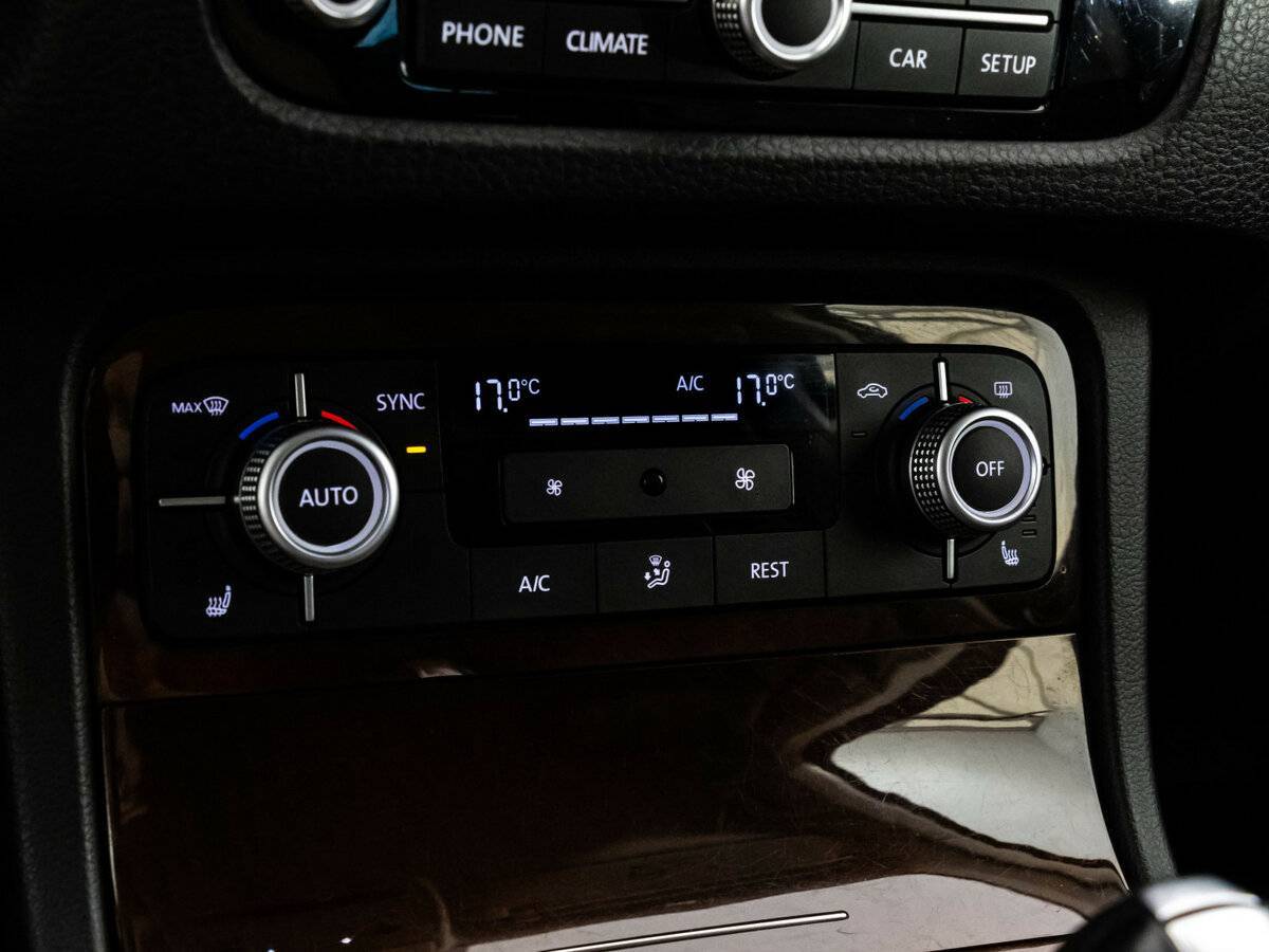 Купить Volkswagen Touareg, 2015, 224 931 км, фото №15