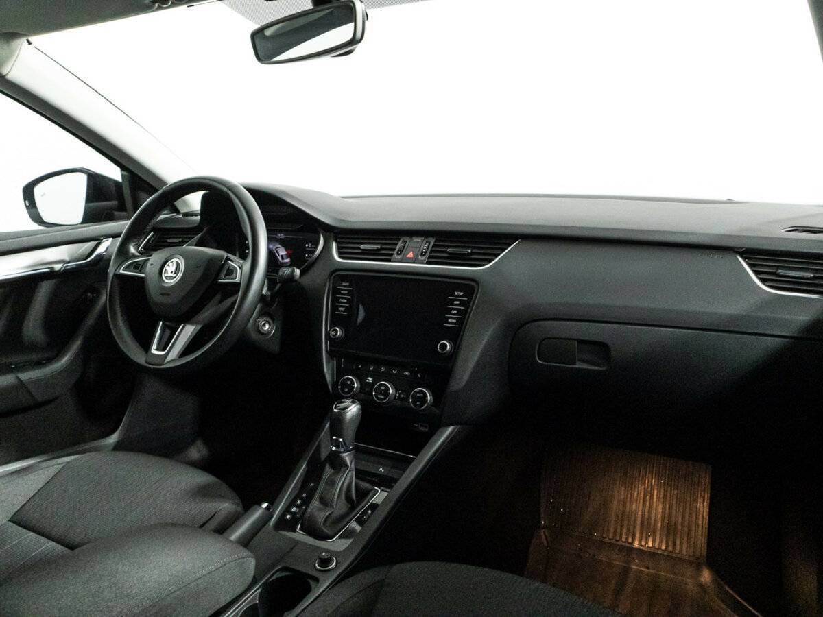 Купить Skoda Octavia, 2018, 90 364 км, фото №9