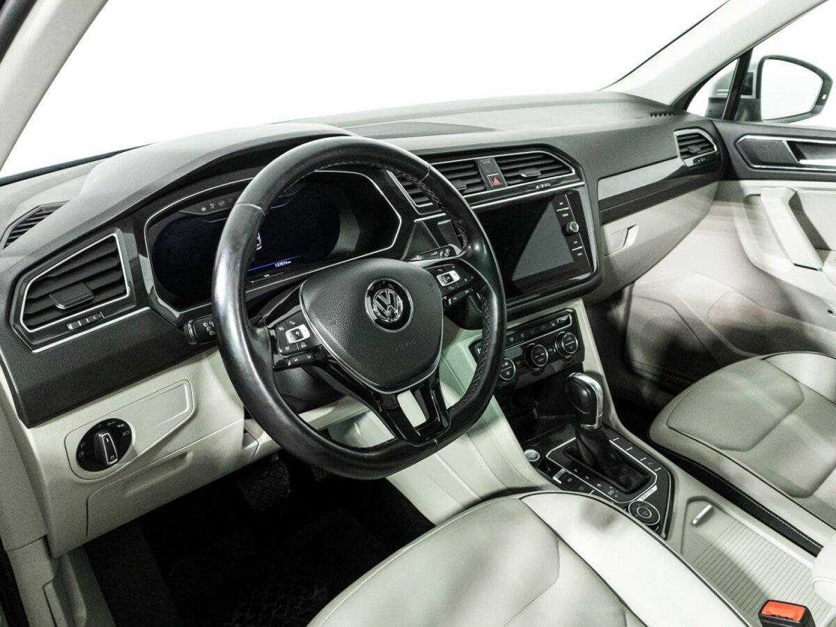 Купить Volkswagen Tiguan, 2018, 136 888 км, фото №11