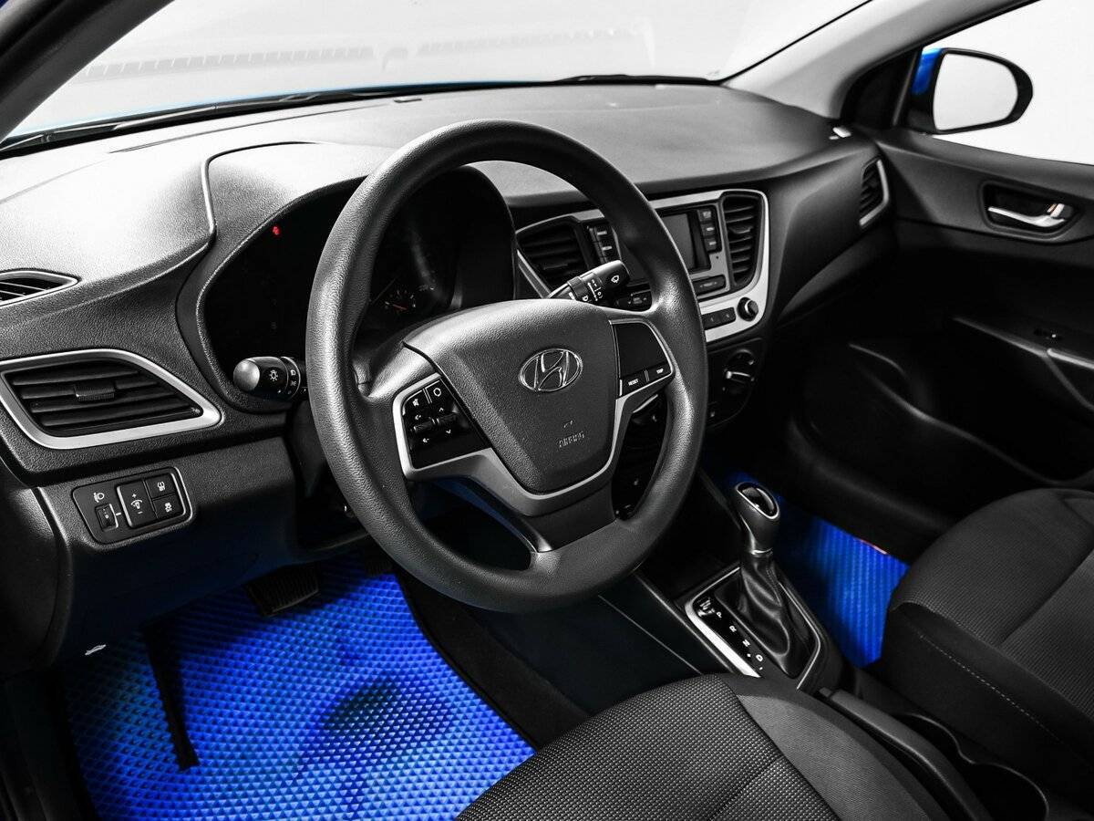 Купить Hyundai Solaris, 2018, 65 119 км, фото №13