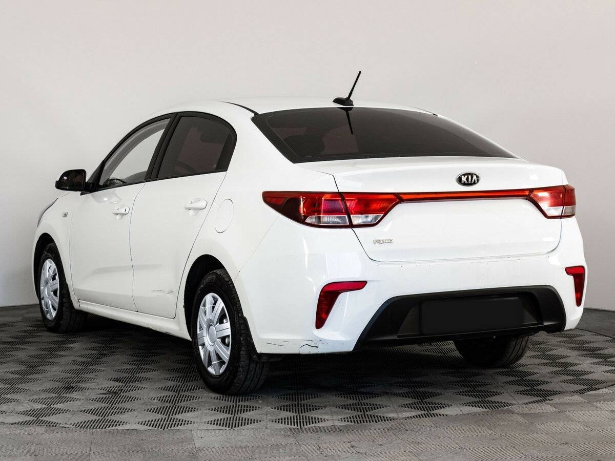 Купить Kia Rio, 2017, 260 535 км, фото №7