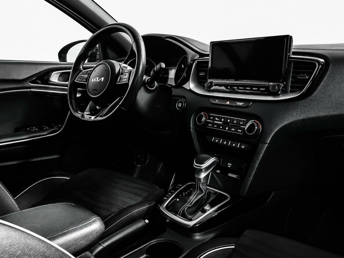 Купить Kia Ceed, 2021, 60 000 км, фото №9