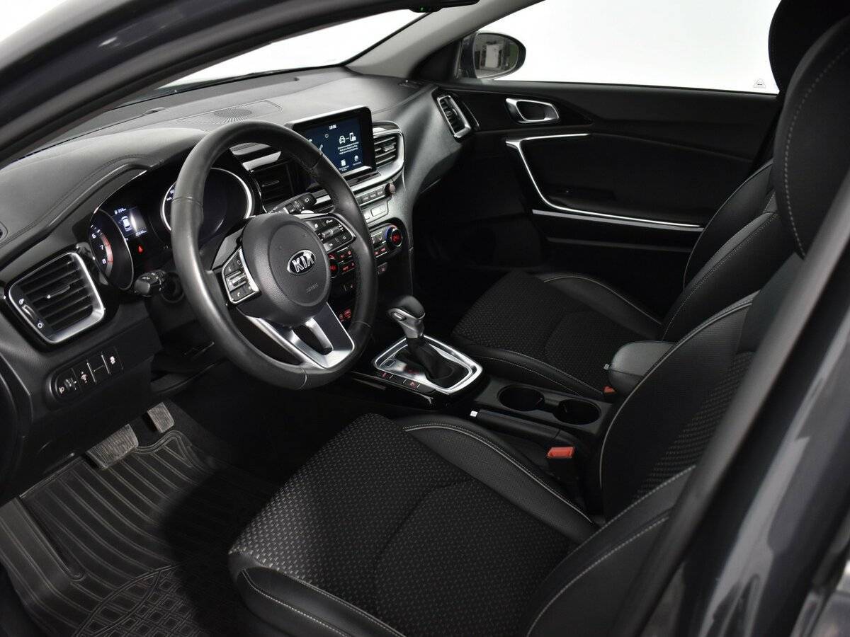 Купить Kia Ceed, 2019, 45 000 км, фото №9