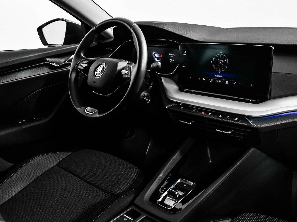 Купить Skoda Octavia, 2021, 59 917 км, фото №9
