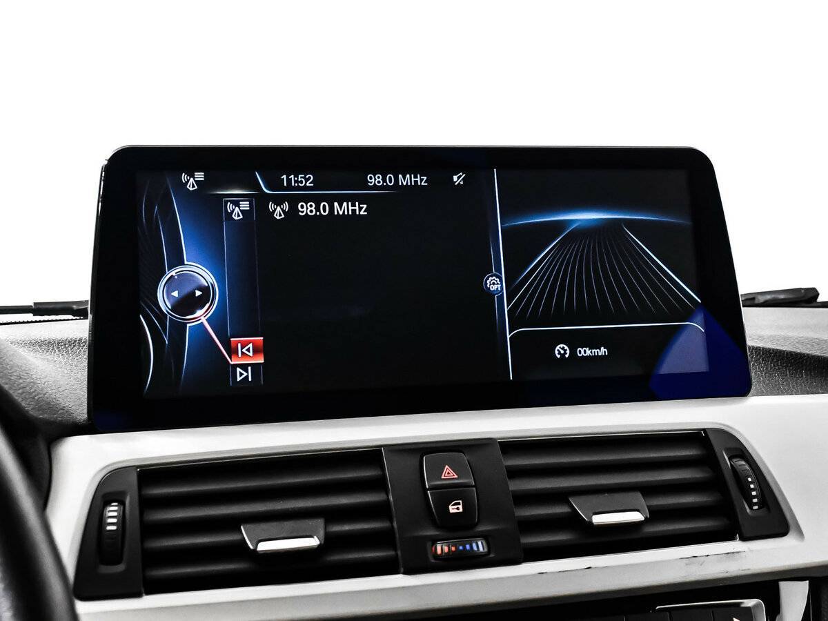 Купить BMW 3 серии 318i, 2015, 105 980 км, фото №20