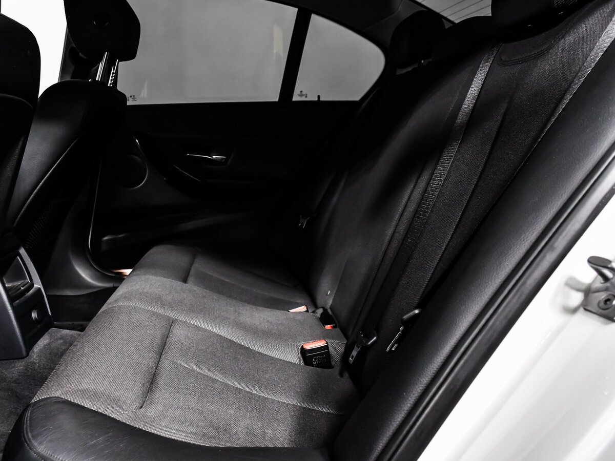 Купить BMW 3 серии 320i VI (F3x) Рестайлинг, 2017, 101 755 км, фото №12