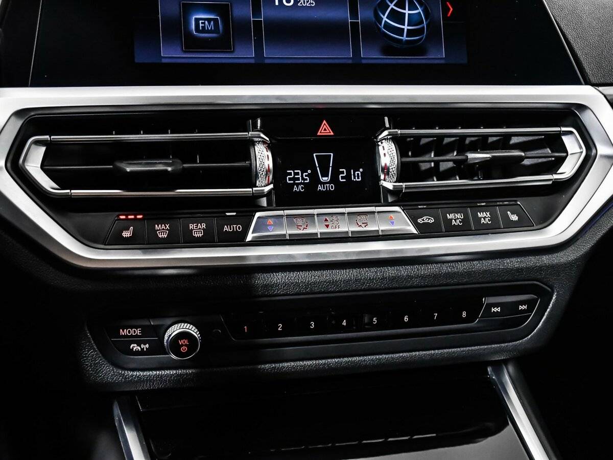 Купить BMW 3 серии 318d VII (G2x), 2019, 80 157 км, фото №13