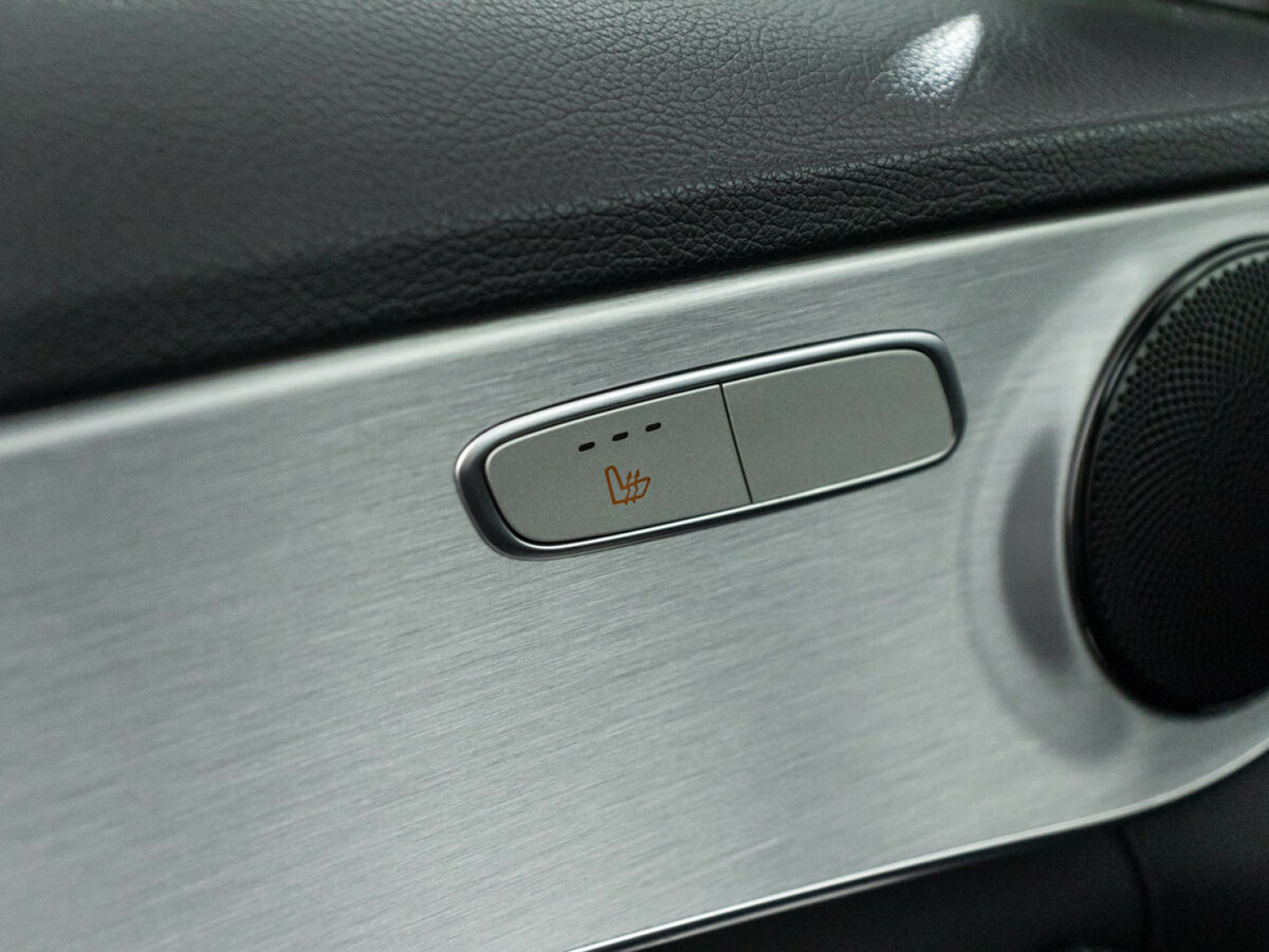 Купить Mercedes-Benz C-Класс 180 IV (W205) Рестайлинг, 2019, 69 203 км, фото №16