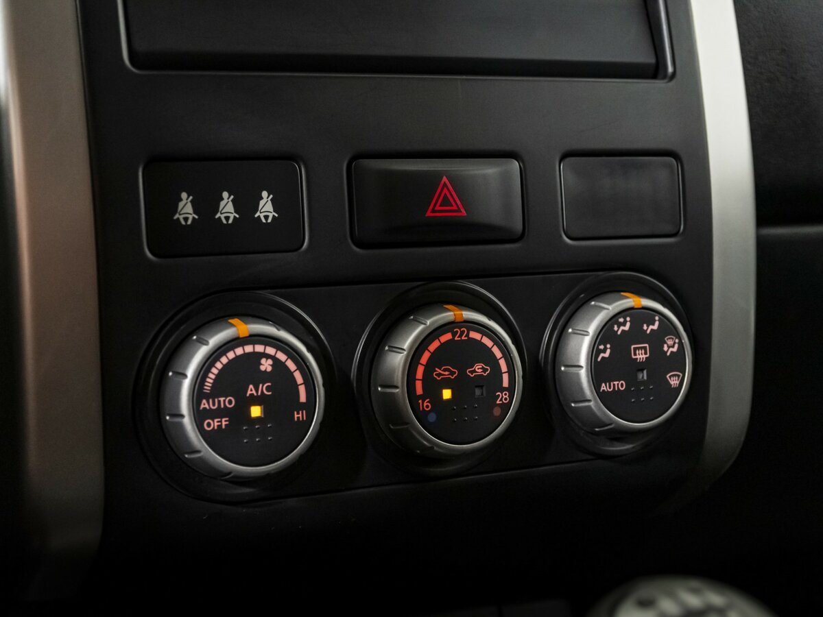 Купить Nissan X-Trail II Рестайлинг, 2014, 185 000 км, фото №14