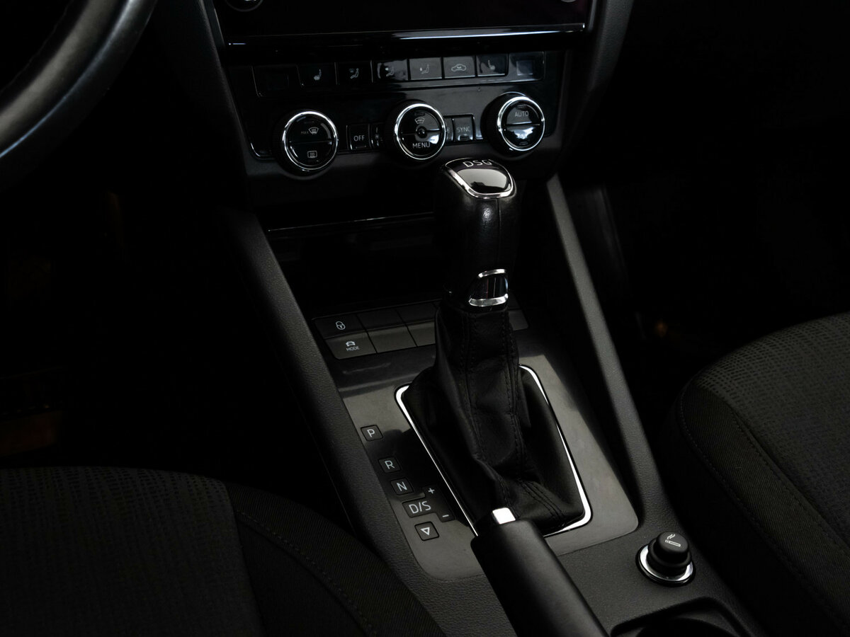 Купить Skoda Octavia III (A7) Рестайлинг, 2017, 186 011 км, фото №10