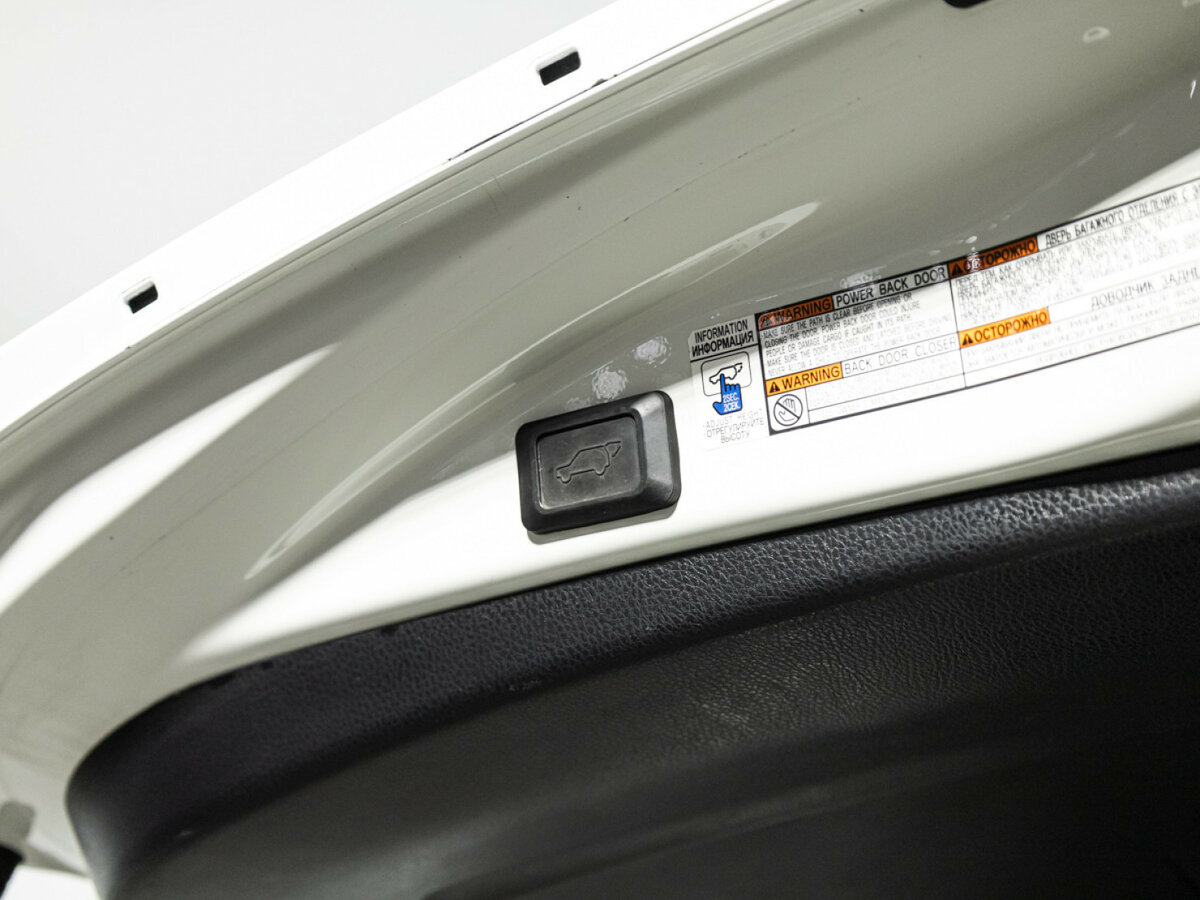 Купить Toyota RAV4 IV (XA40) Рестайлинг, 2016, 187 104 км, фото №13