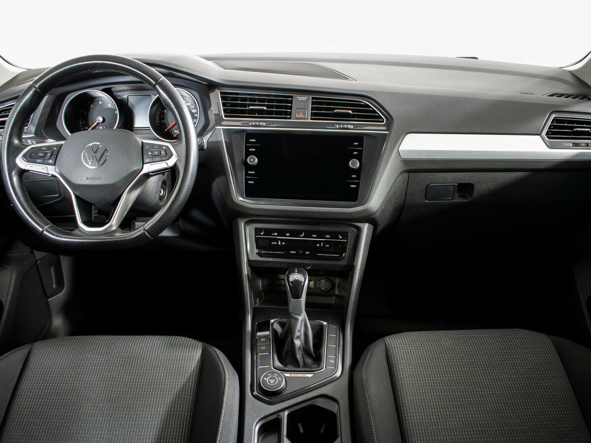 Купить Volkswagen Tiguan II Рестайлинг, 2022, 93 422 км, фото №11
