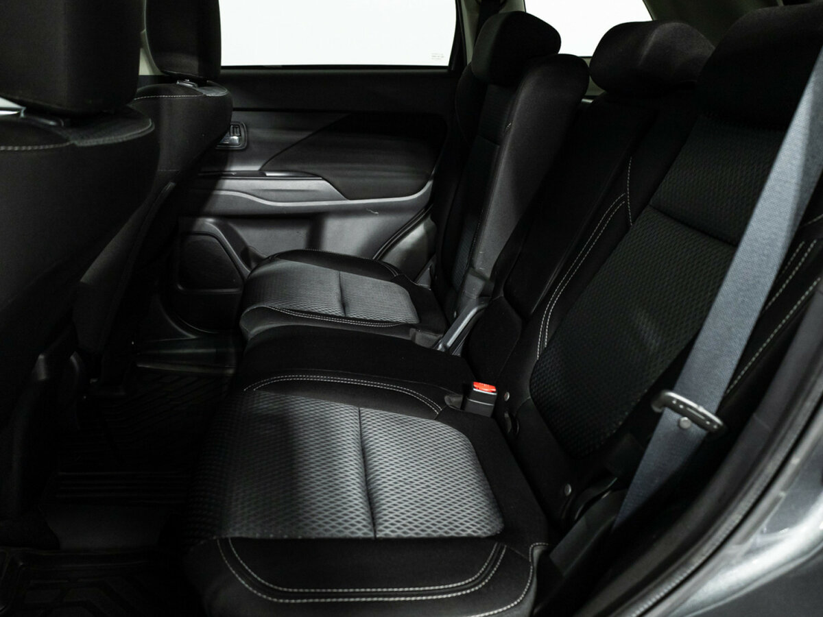 Купить Mitsubishi Outlander III Рестайлинг 3, 2020, 98 696 км, фото №9