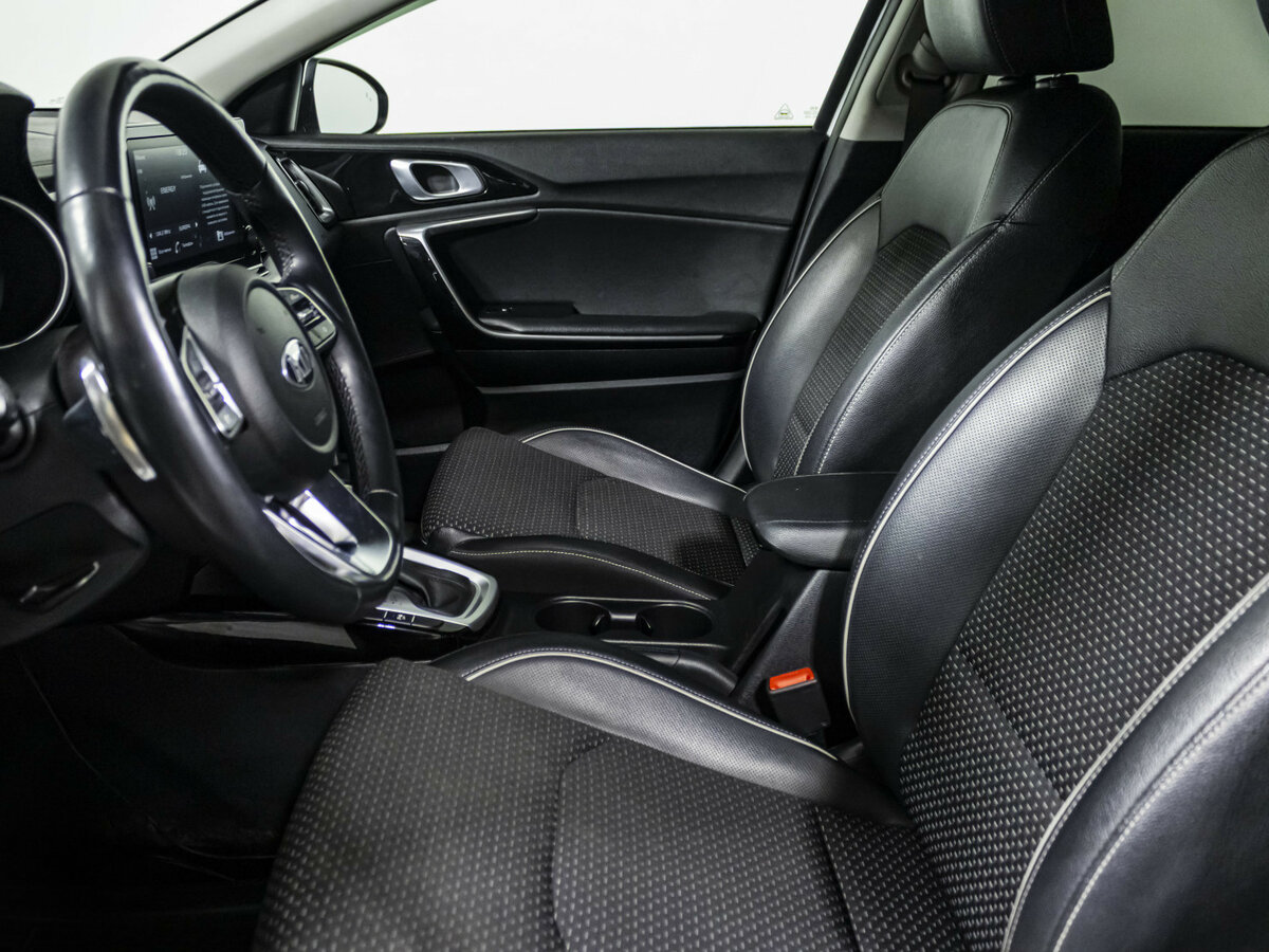 Купить Kia Ceed III, 2021, 59 000 км, фото №10