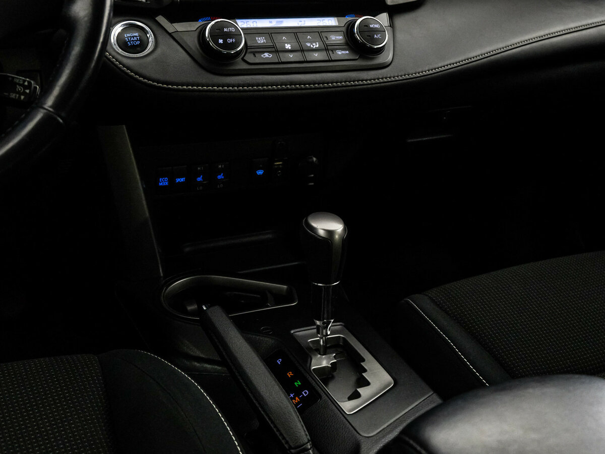 Купить Toyota RAV4 IV (XA40) Рестайлинг, 2018, 207 449 км, фото №10